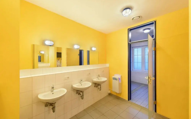 BednBudget Hostel Dorms Hannover