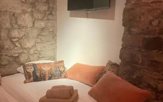 Luxury room for up to 8 people!