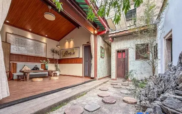 Four Points Golden Homestay (Chaozhou Ancient City Paifang Street)