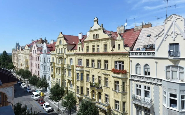 Modern Apartment Riegrovy sady