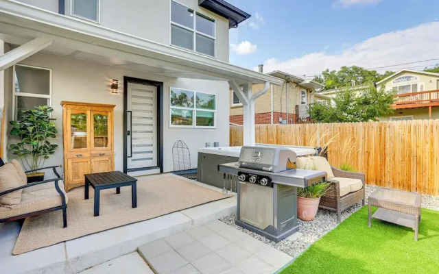 Hot Tub & Mtn-view Rooftop Deck: Golden Home