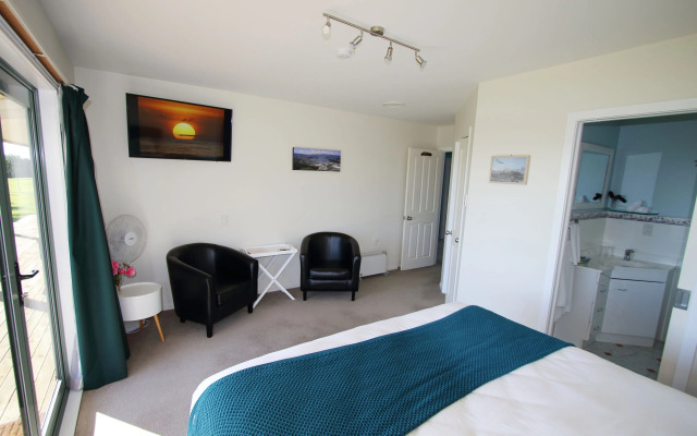 Awatuna Sunset Lodge