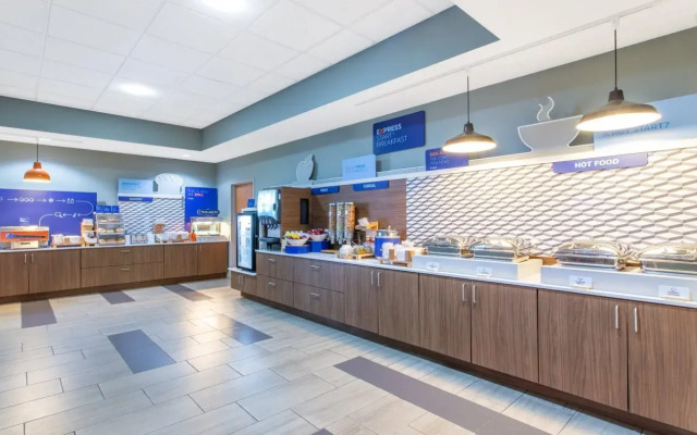 Holiday Inn Express Hotel & Suites Silver Springs - Ocala by IHG