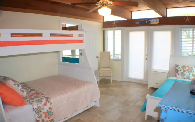 Blue Wave #46309 - 3 Br Home