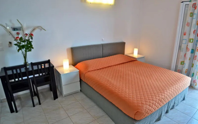 Filoxenia Beach Apartments