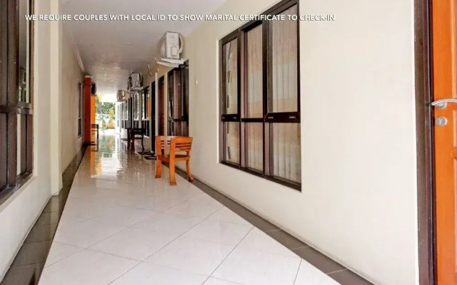 ZEN Rooms near Stasiun Kota Baru