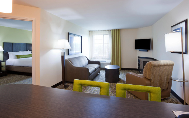 Candlewood Suites Dickinson ND, an IHG Hotel