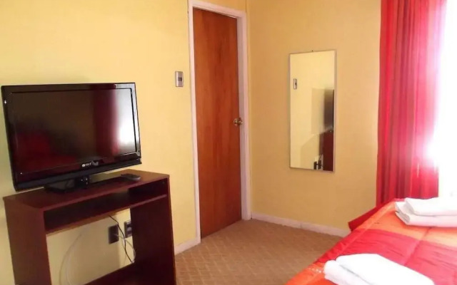 Hostal Arkya - Adults Only