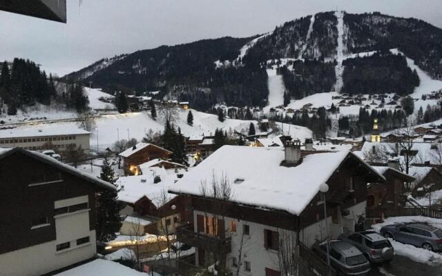 Appartement La Clusaz, 2 pièces, 5 personnes - FR-1-437-61