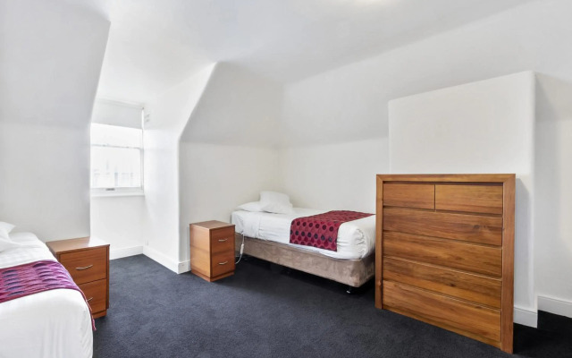 Grosvenor Court Apartments Hobart