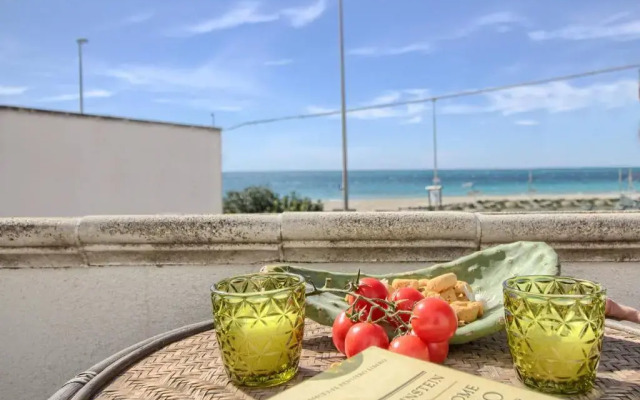 Front Beach Torre Mozza