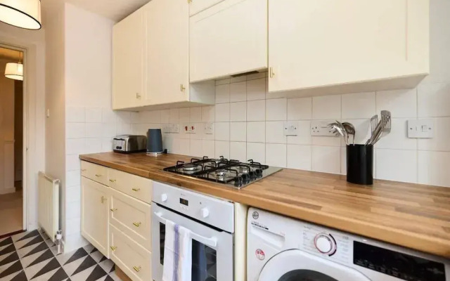Chiswick Views & Space Elegant 3bdr Duplex With Parking