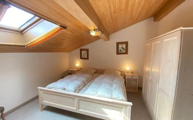 Ferienwohnung Emilia mit Bergblick (Westen)