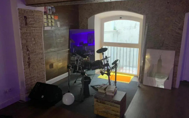 Luxury loft 120 m2 in best area