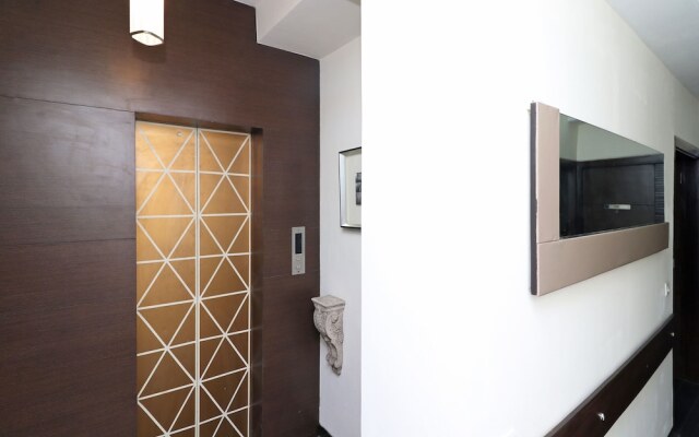 OYO 1187 Hotel Swiss Suites