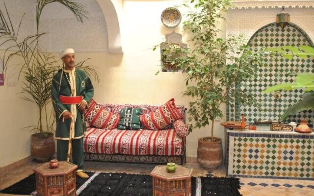 Dar Mounadim