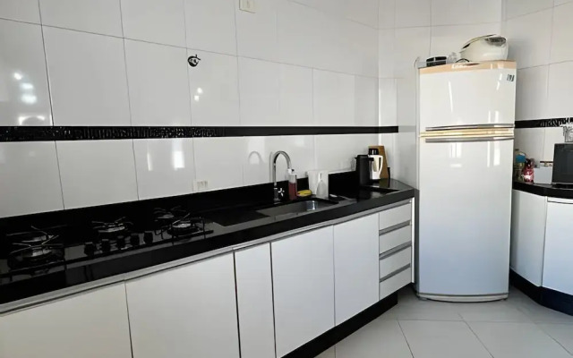 Casa com piscina em Bertioga 1