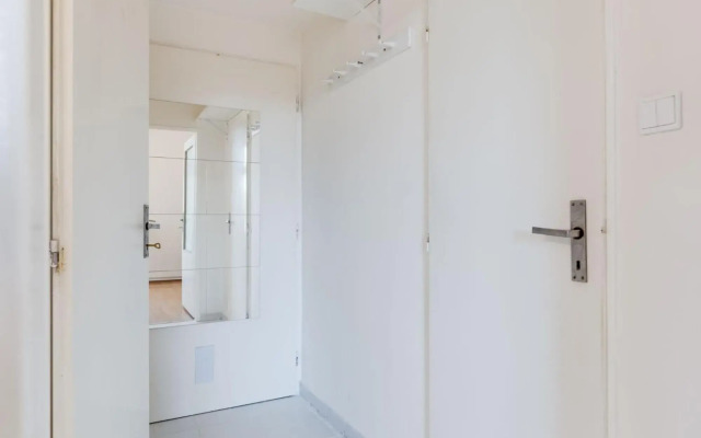 Sunshine Apartment near the City center