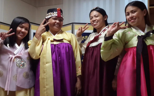 Family & Friends House