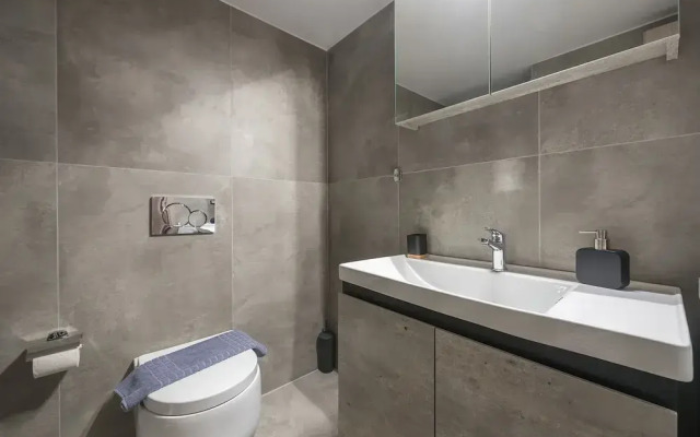 Elegant Mavili Suite by Cloudkeys