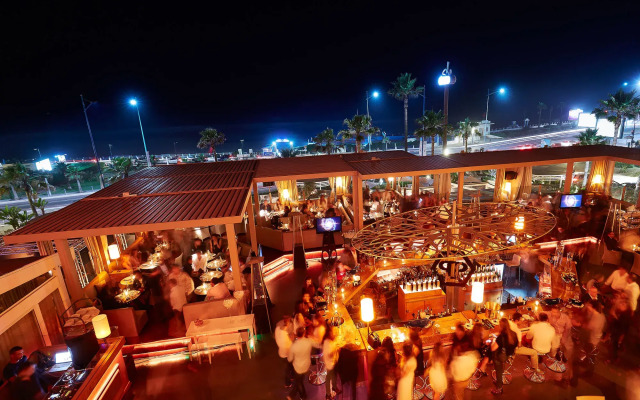 Villa Blanca Urban Hotel