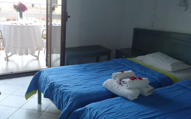 Koronis Hotel