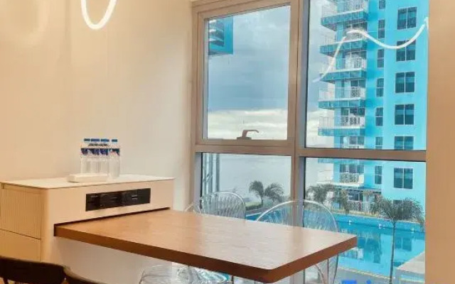Thompson Suites Okada (Bayshore 2 Residence)