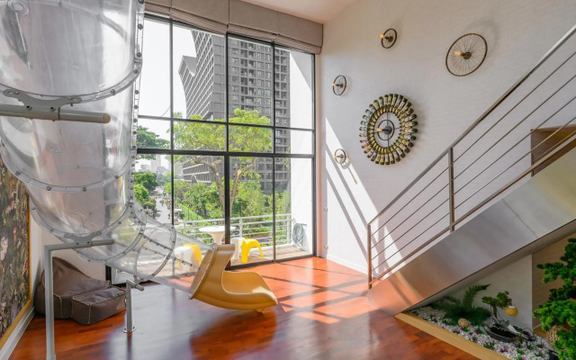 Benviar Tonson Residence