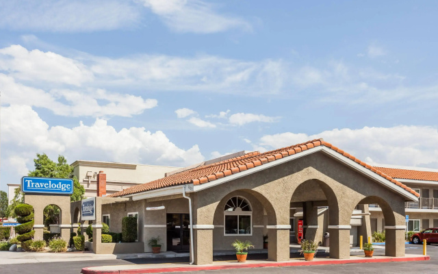 Travelodge by Wyndham Hemet CA