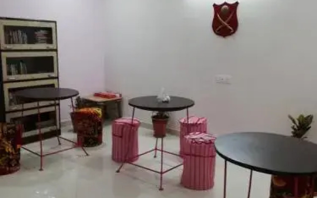 Om Trance Hostel
