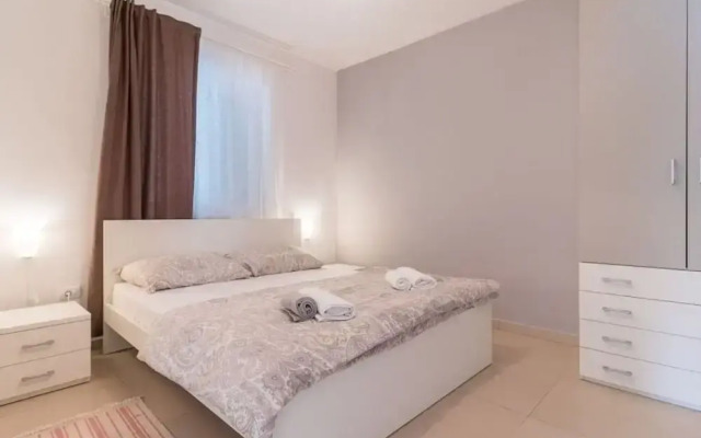 Villa Martha Comfortable Holiday Residence