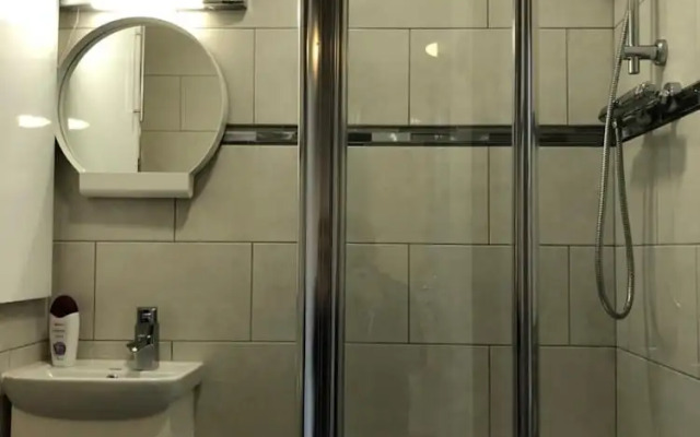 Double Bedroom Studio