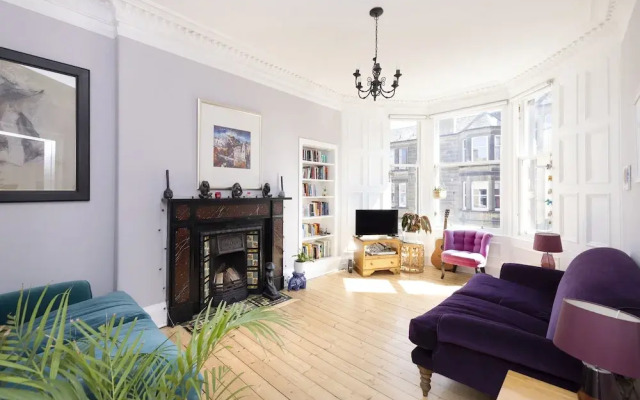 JOIVY Gorgeous 1-Bed Flat With A Shared Garden