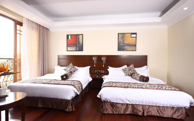 The White Rhino Hotel