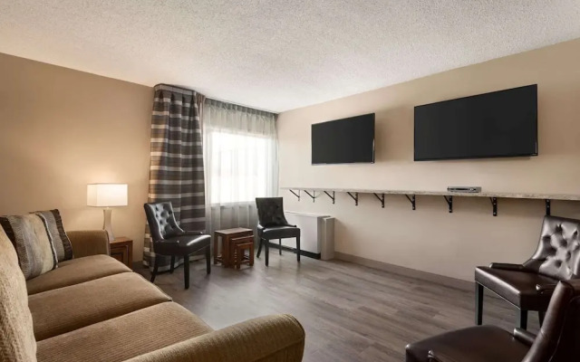 Travelodge Hotel Saskatoon