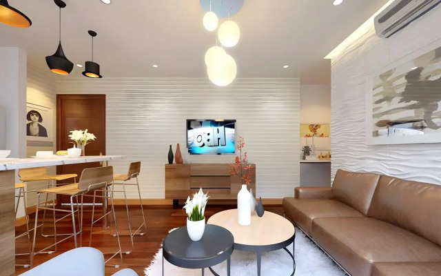Canary Hotel & Apartment