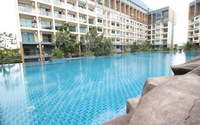 Laguna Beach Resort 2 by PSR ASIA