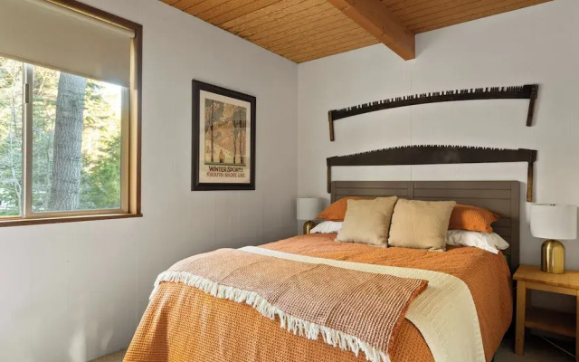 The Tranquil Pines A-frame Cabin Spectacular Views!