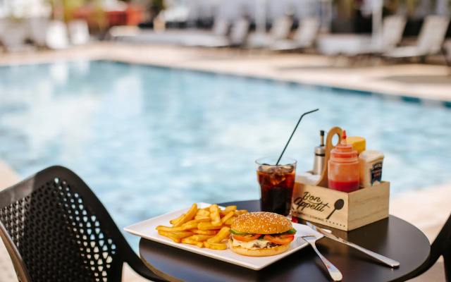 Cosmo Napa Hotel