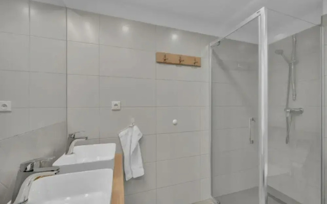 Comfortable Villa With Beautiful View