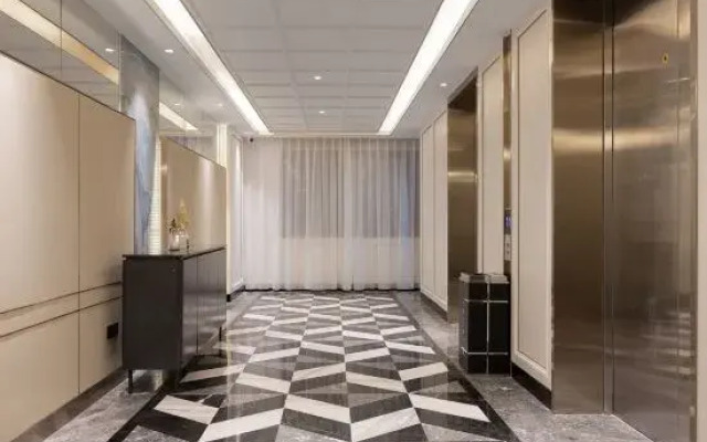 Yunfu Xinxing XANA Deluxe Hotel