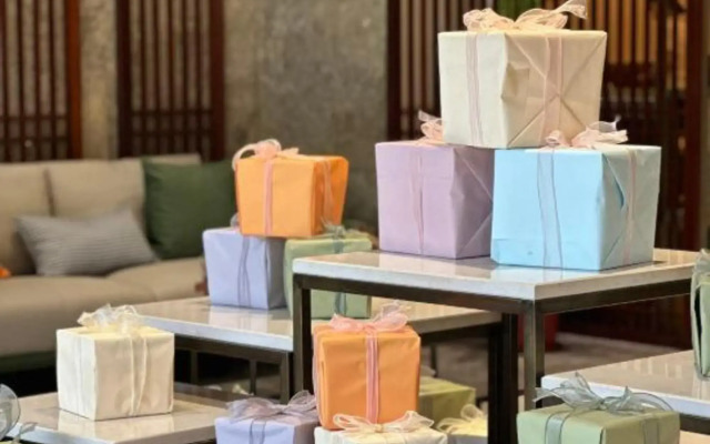 艺龙安云酒店(日月广场免税城高铁东站店)