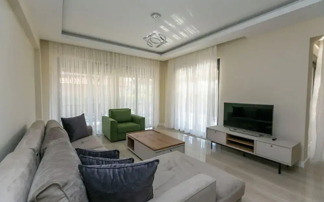 Paradise Town - Villa Colm