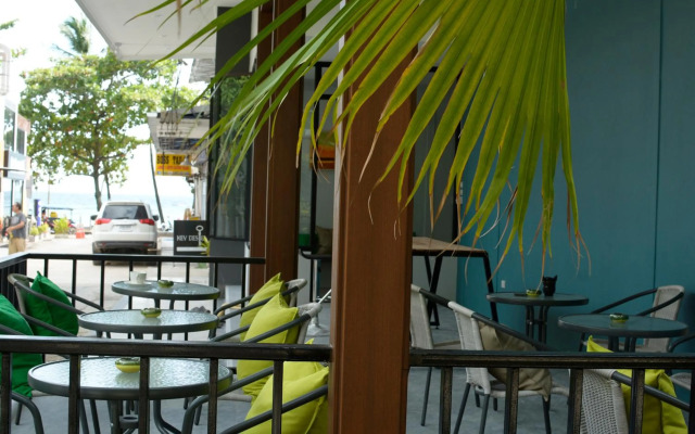 iRest Ao Nang Seafront