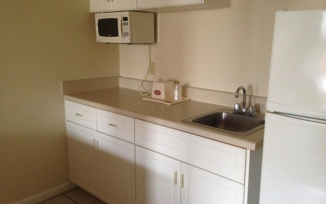 Country Hearth Inn & Suites Augusta