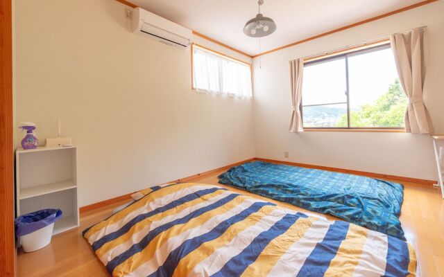 Share Creative&Bed 'adonoan'