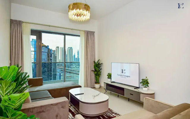 Stylish 1BR with Skyline View - THE BAY