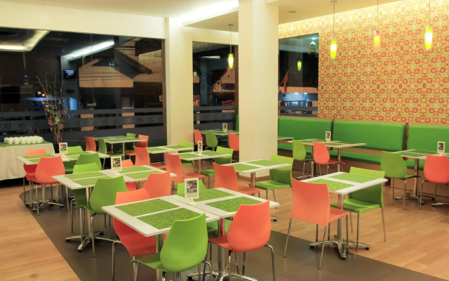 Zest Hotel Yogyakarta