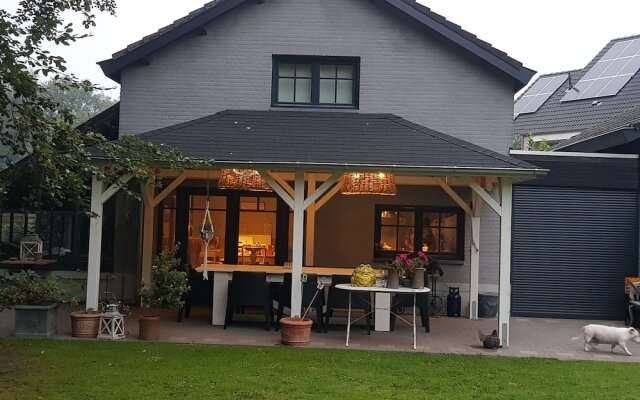 Bed and Breakfast Mooi Achel