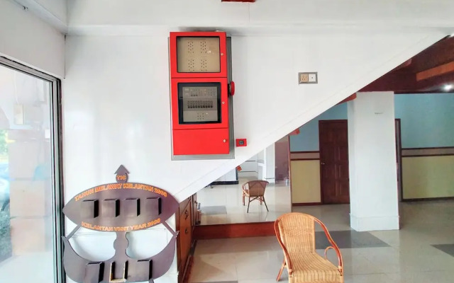 Spot On 89939 Platinum inn